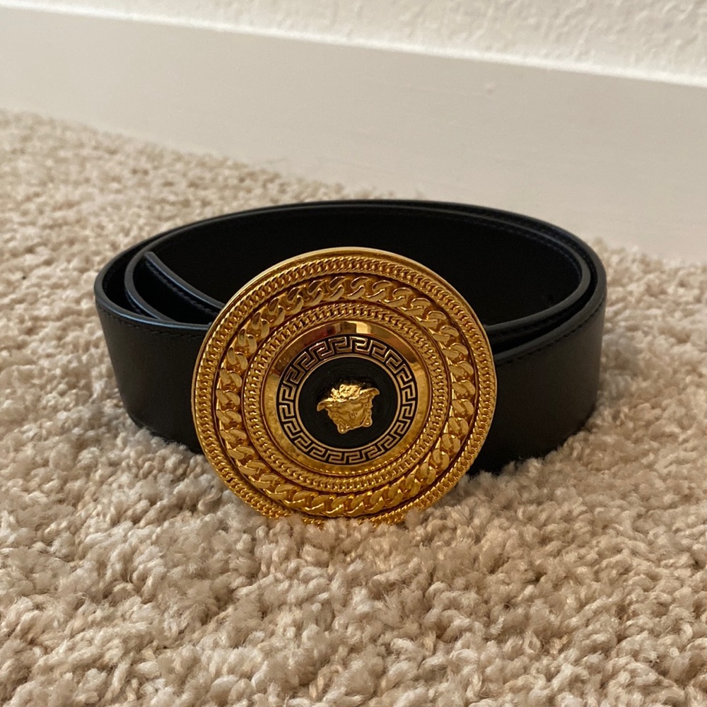 Versace belt Size 12 / M